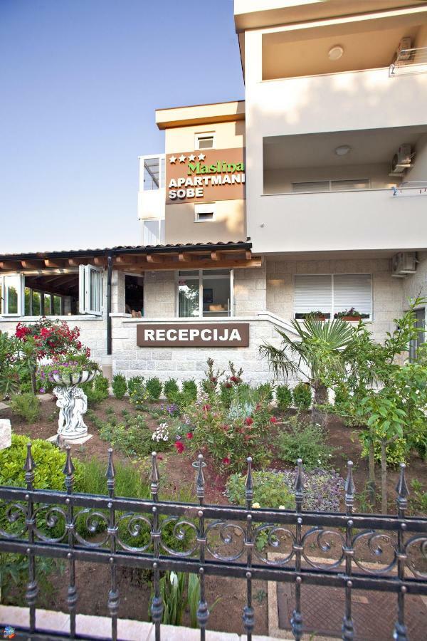 Apartments Maslina II Njivice Ngoại thất bức ảnh